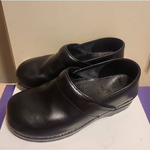 Dansko Professional Smooth Black Leather Closed Back Clogs Sz.11/41 Ret.$145 - Picture 4 of 7